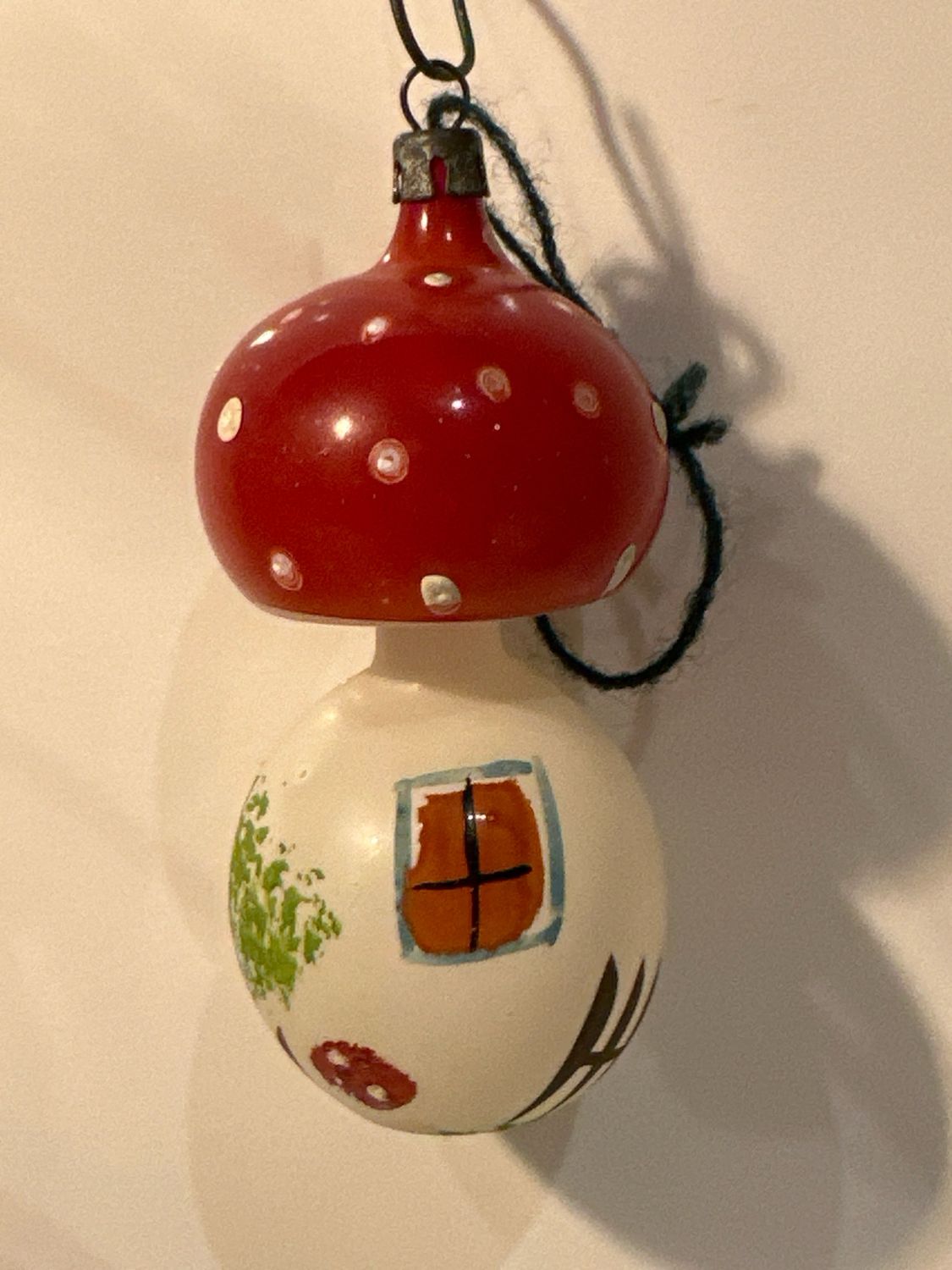Paddestoel huisje / jr 50 / 9 cm