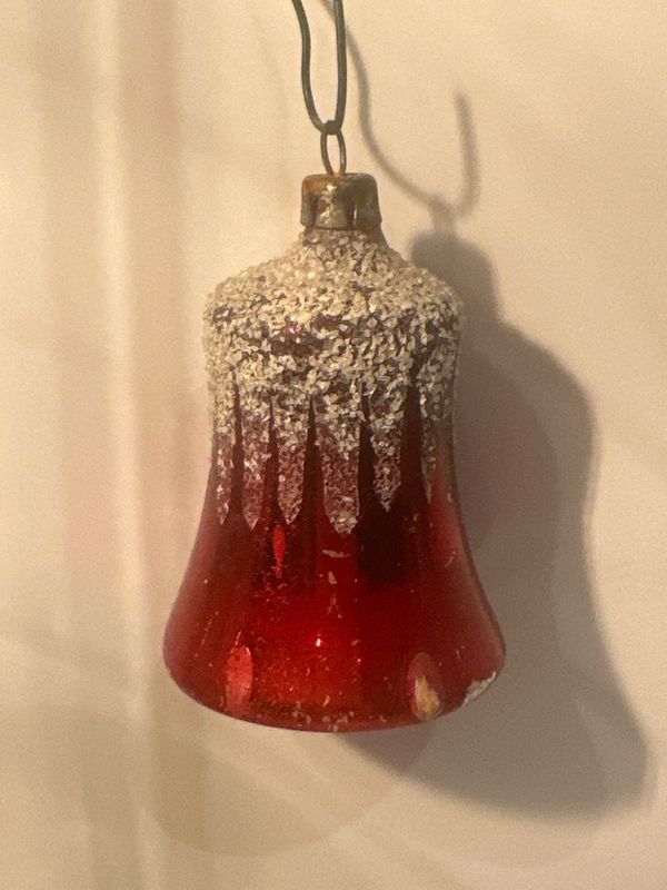 Klokje rood gesuikerd / jr 20 / 7 cm