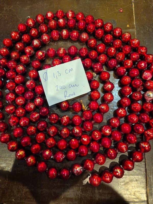 Glas ketting rood (3) / 240 cm / 1,3 cm glas