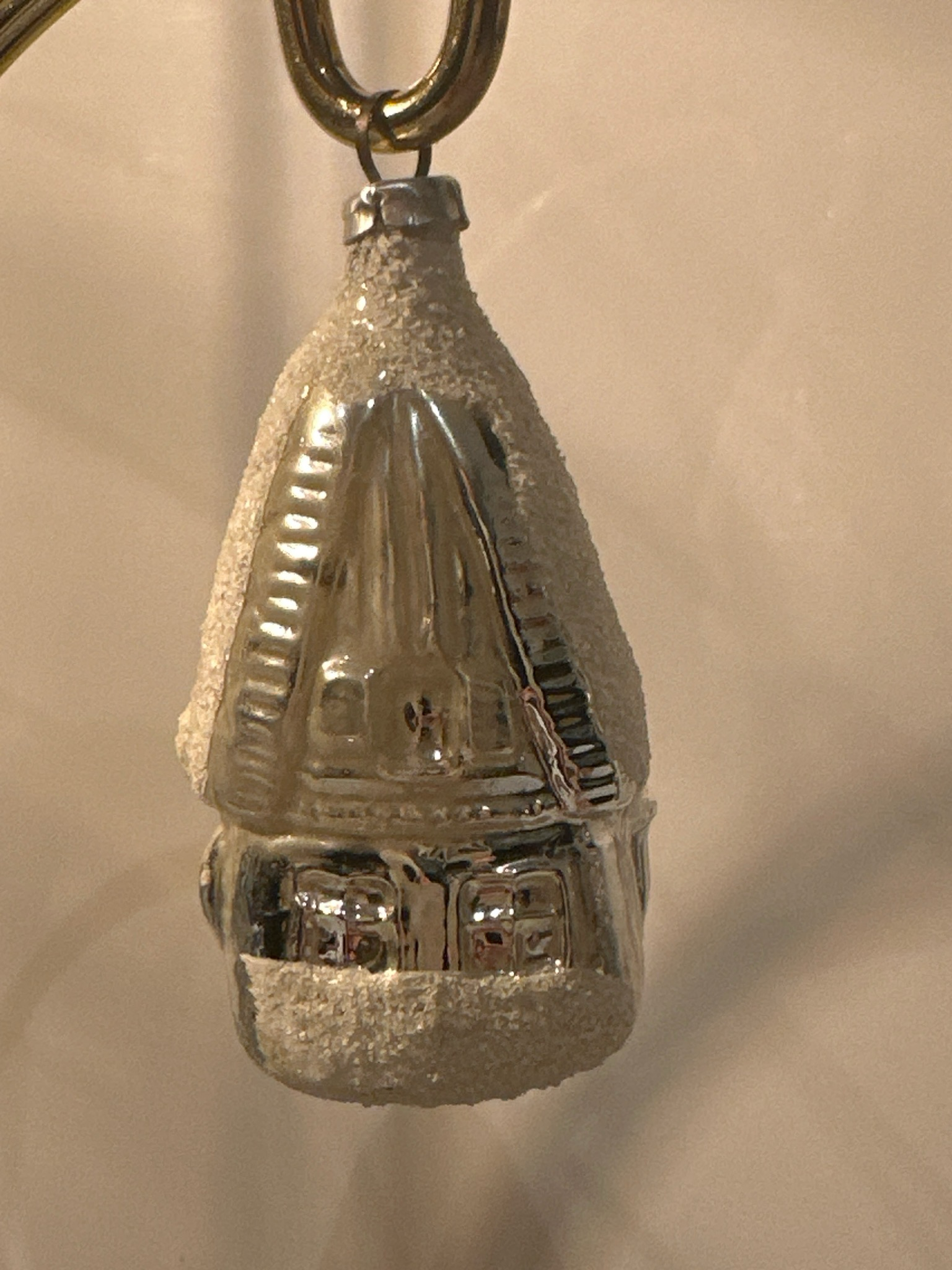 Huisje zilver sneeuw / jr 50 / 8 cm