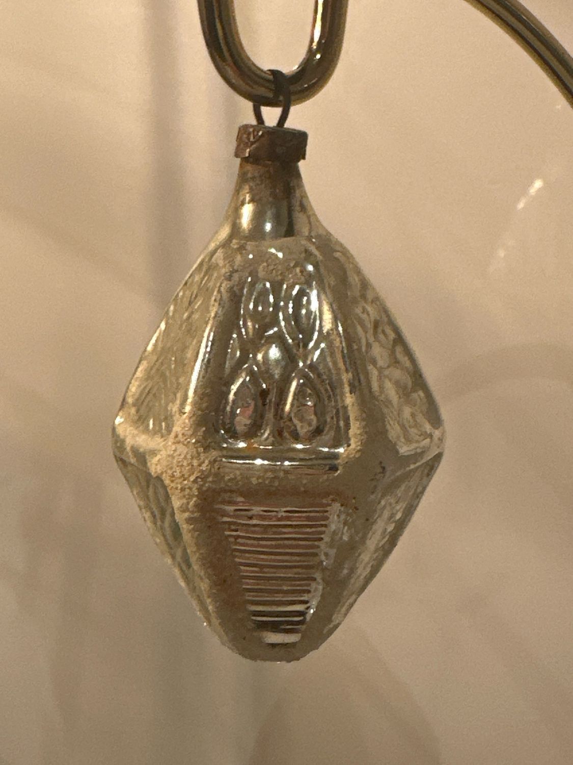 Piramide bal / jr 40 / 8 cm