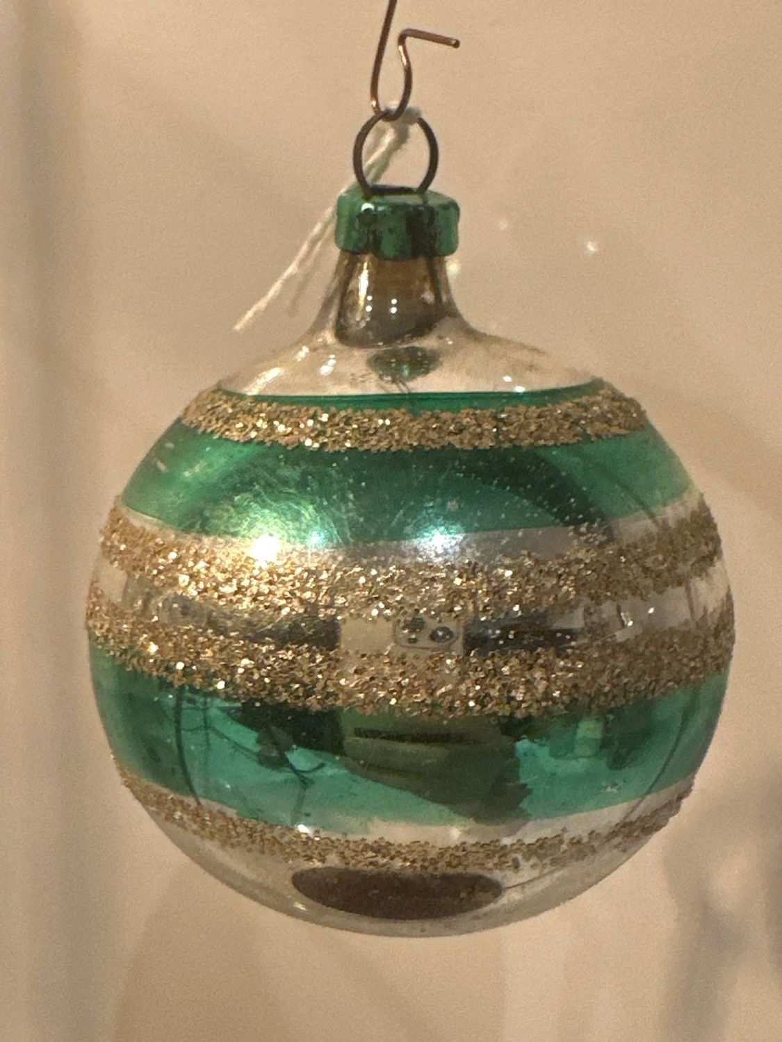 Bal groen, goud gesteent / jr 60 / 7 cm
