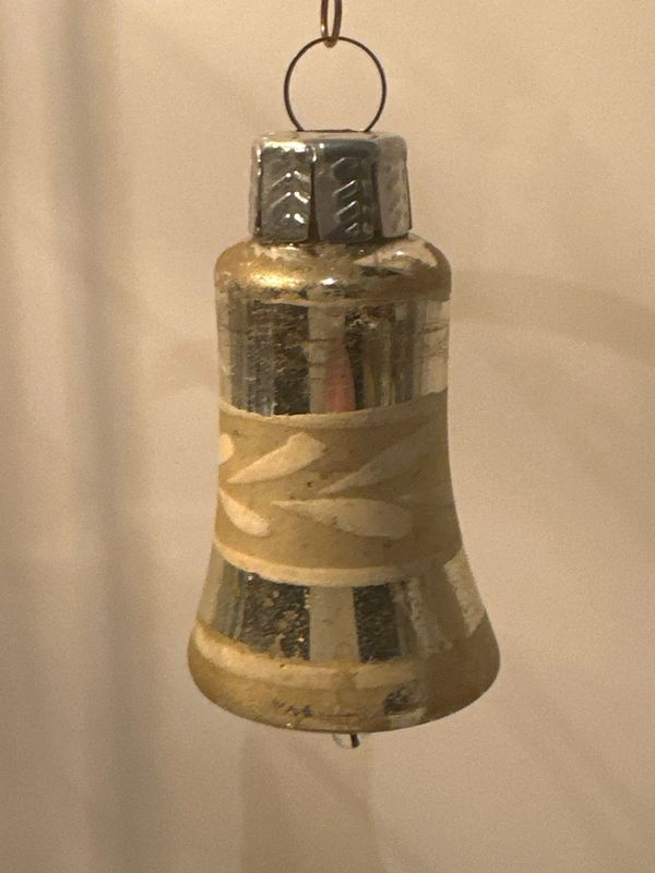 Klokje goud, zilver / jr 50 / 6 cm