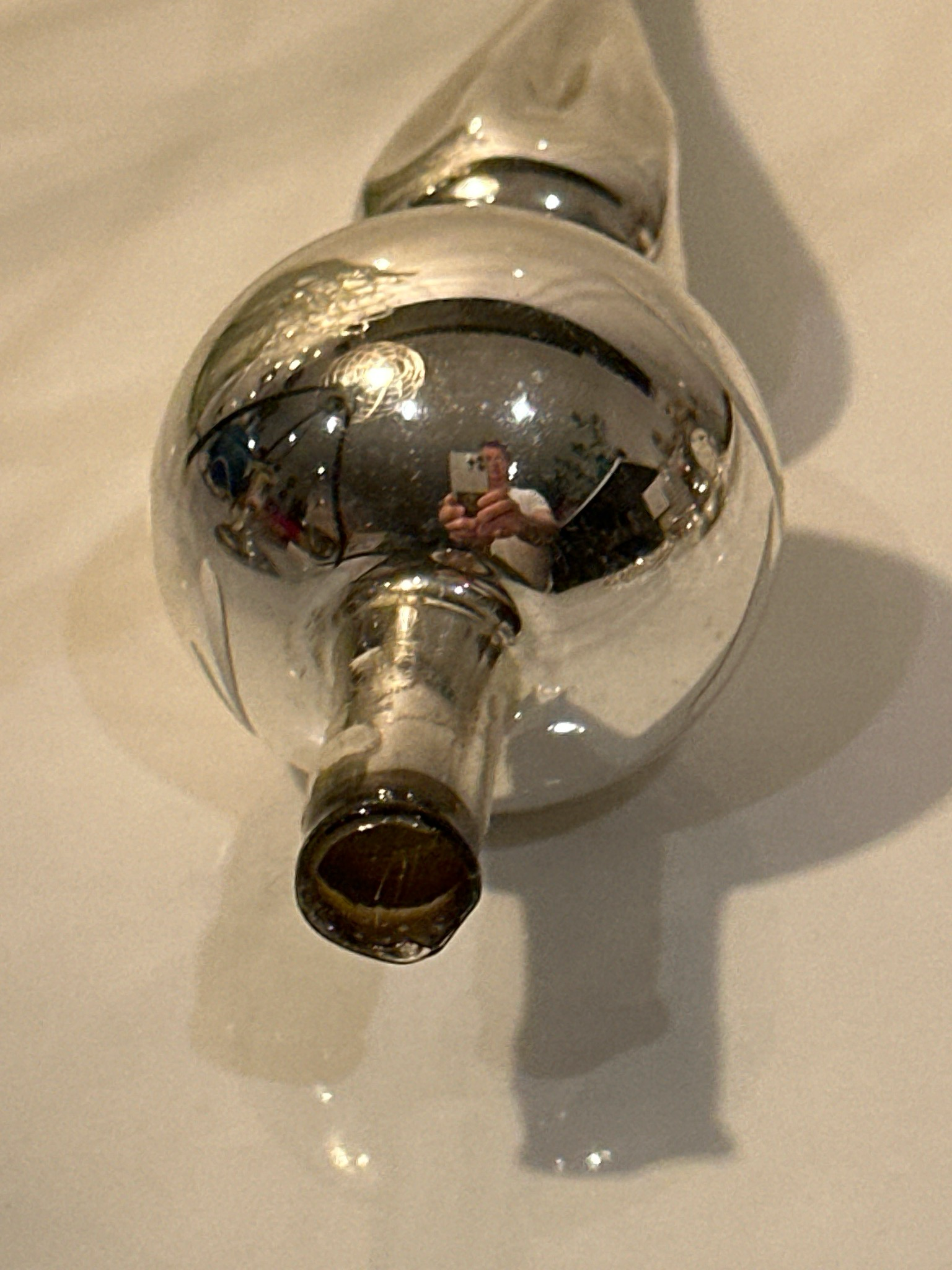 Piek gedraaid met bloem / jr 30 /  21 cm