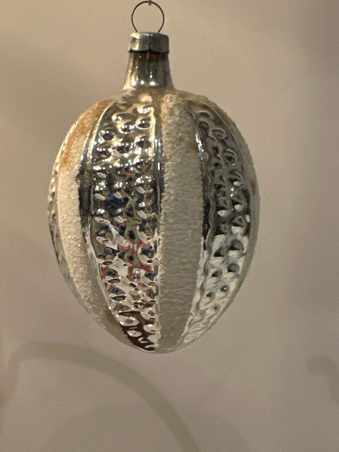 Dennenappel gesuikerd / jr 50 / 8 cm