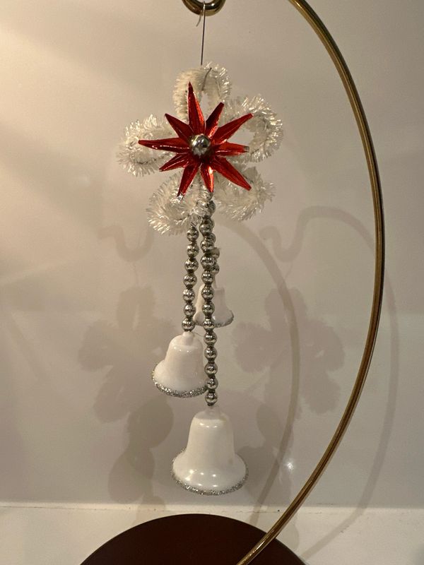 Kerstster met klokjes / jr 40 / 19 cm