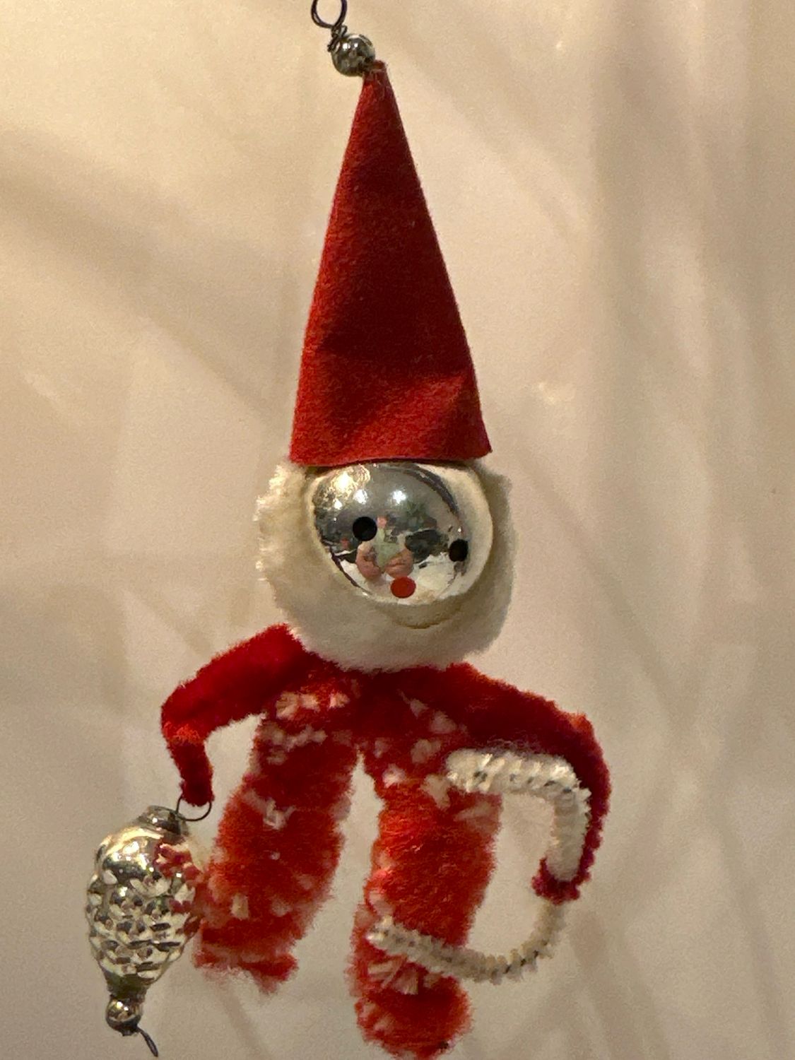Kerstman glas dennenappel / jr 40 / 12 cm