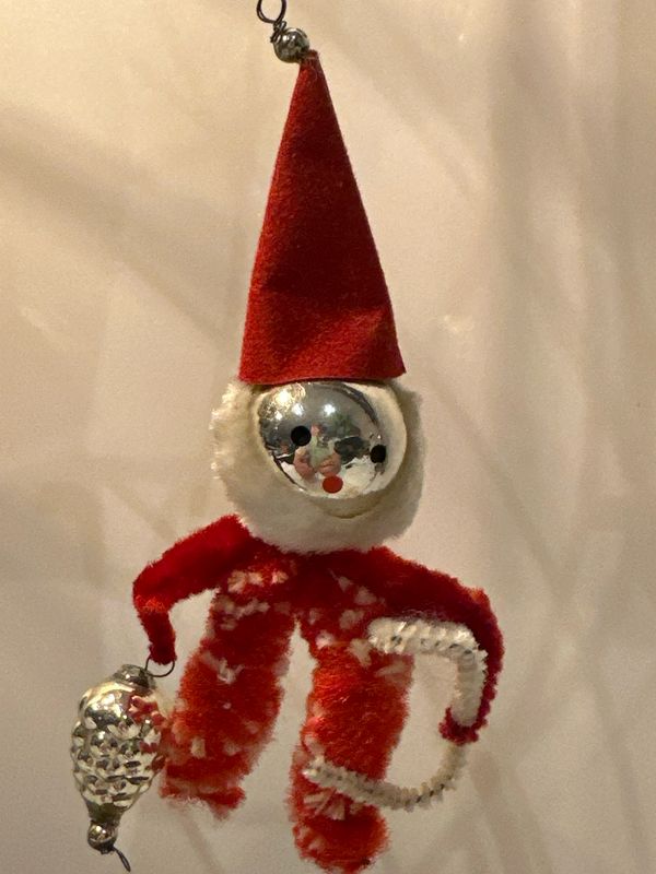 Kerstman glas dennenappel / jr 40 / 12 cm