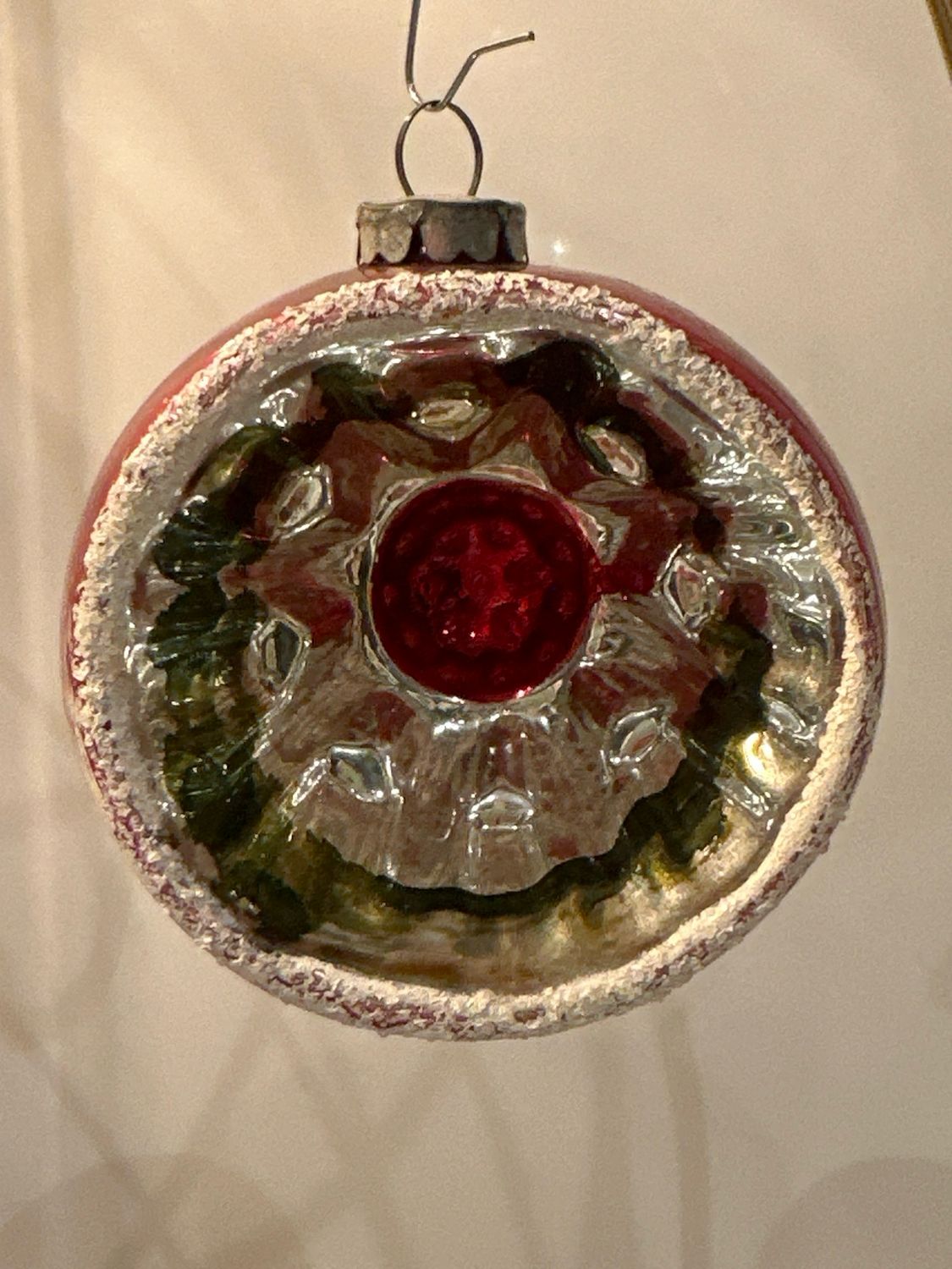 Zilver, rode deukbal, gesuikerde rand / jr 40 / 7,5 cm