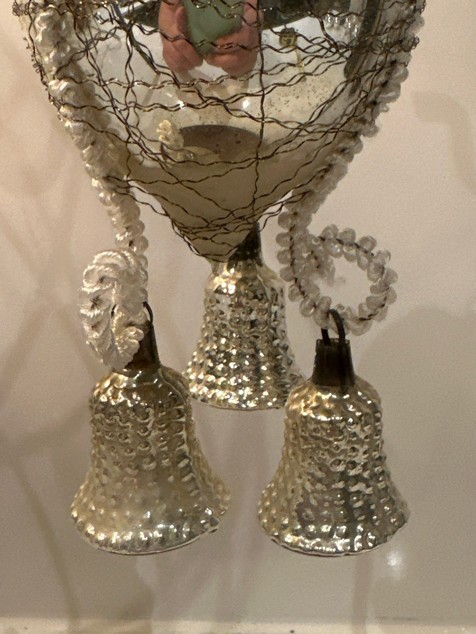 Kersbal met klokjes / jr 40 / 15,5cm