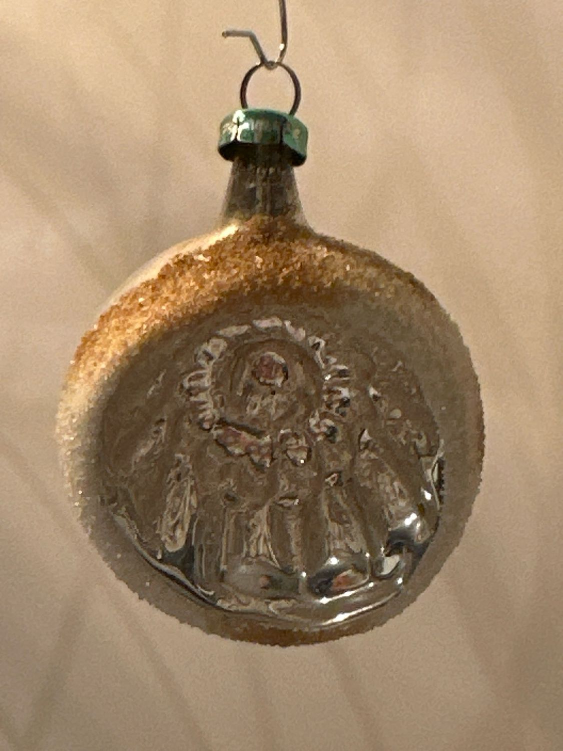 Deukbal zilver, gesuikerde rand / jr 40 / 6 cm