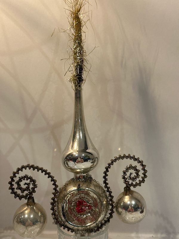 Piek met glasballen / jr 40 / 23 cm