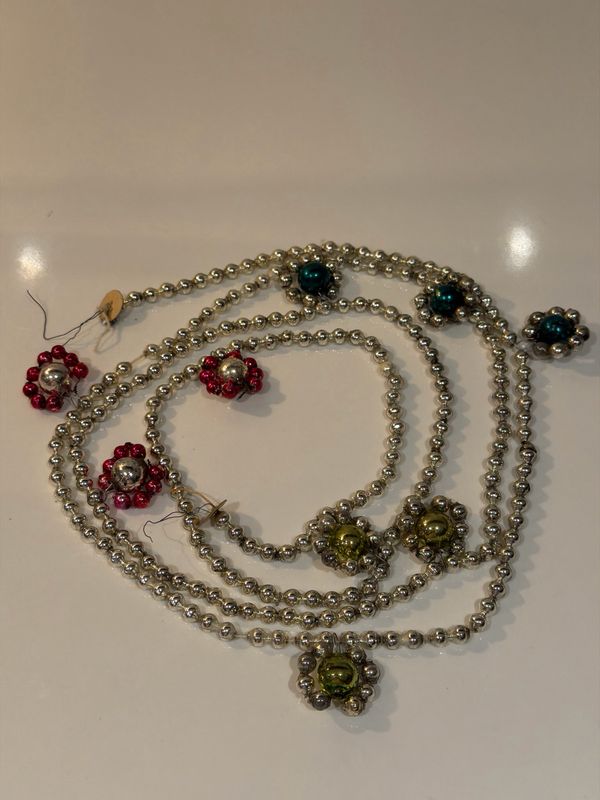 Glas ketting bloemen / jr 50