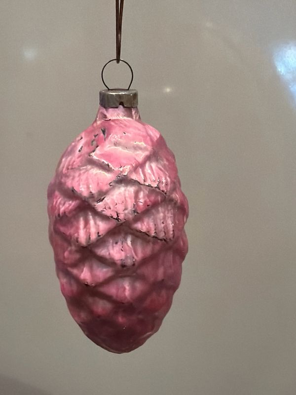 Roze dennenappel / jr 70