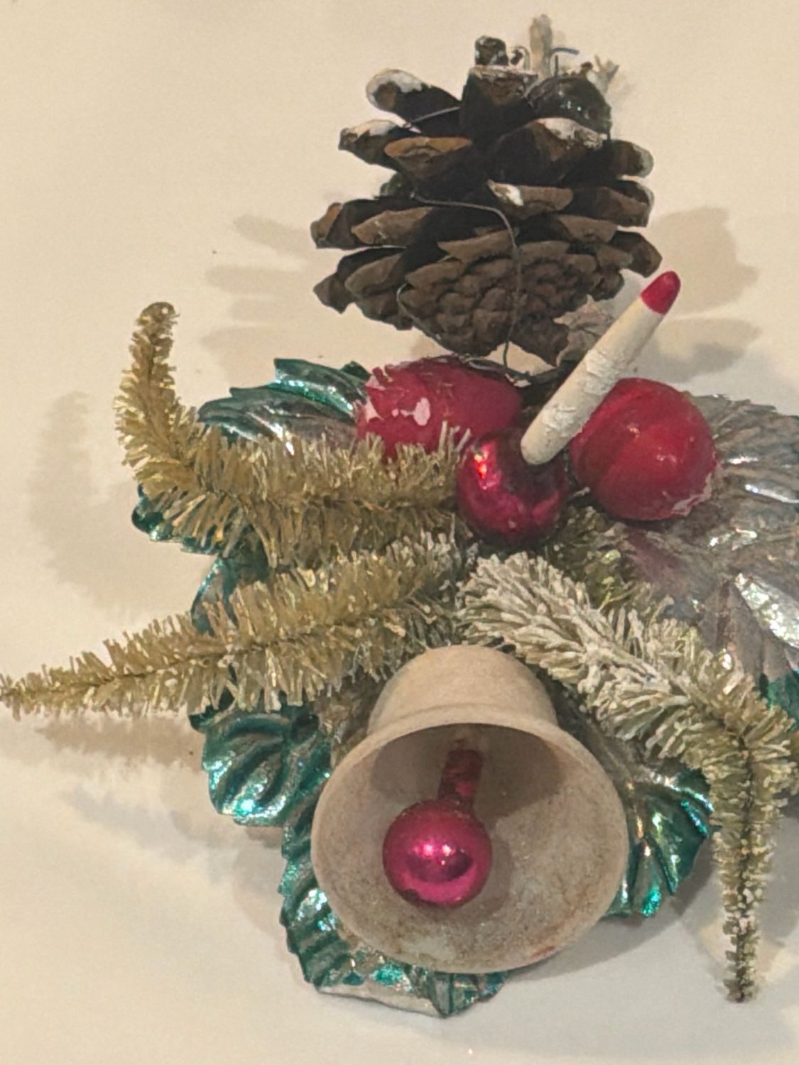 Hulstblad, klokje, kaars / jr 40