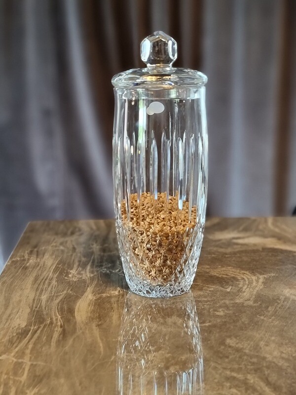 Crystal dish with cover