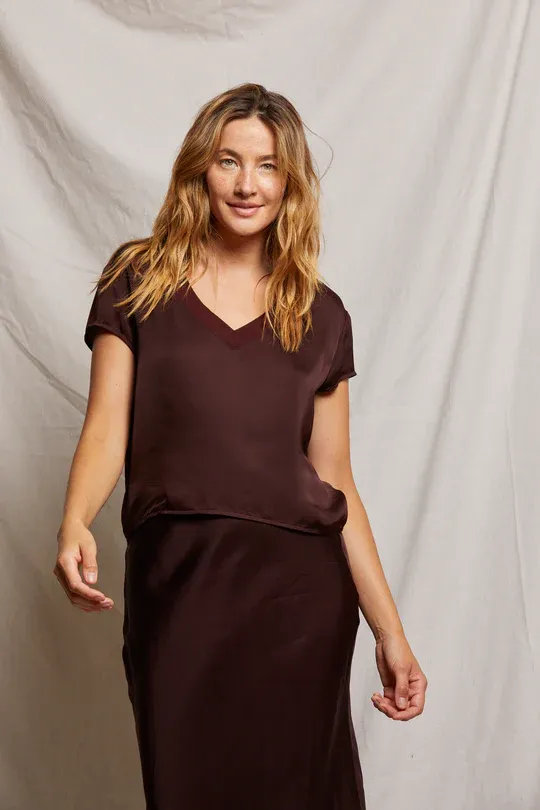 Amelie v neck