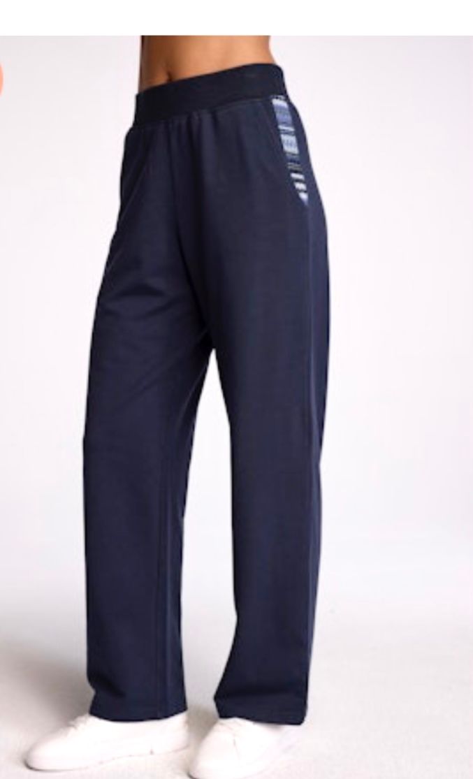 Mani pants