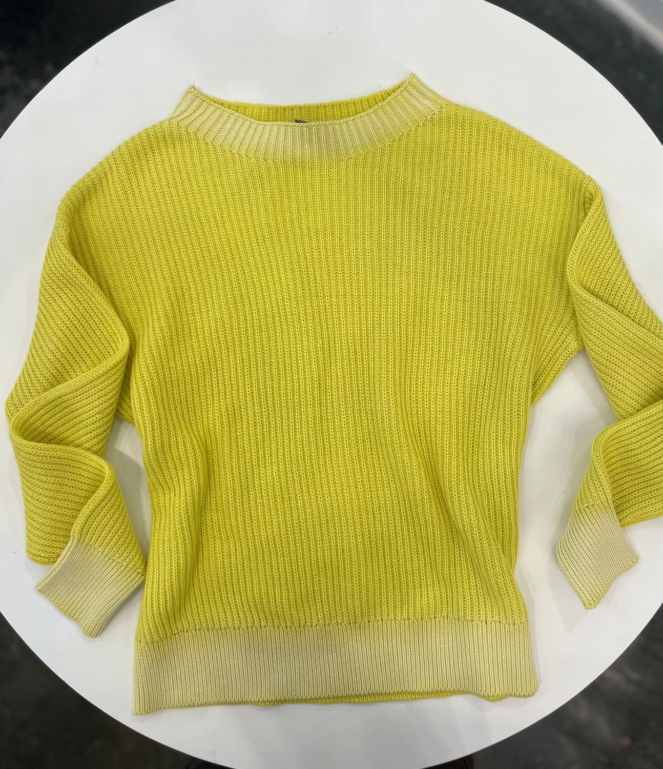 58946 sweater