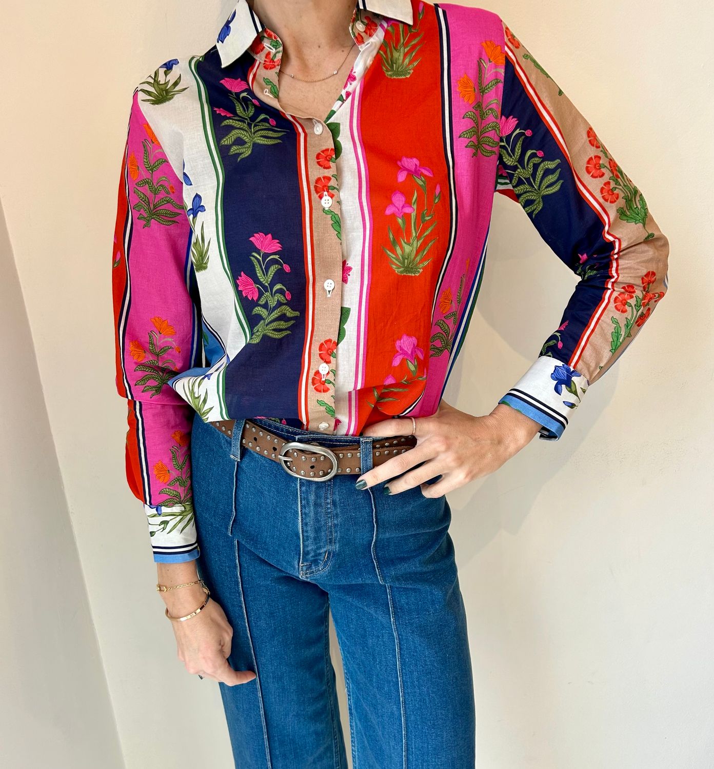Isa flores top