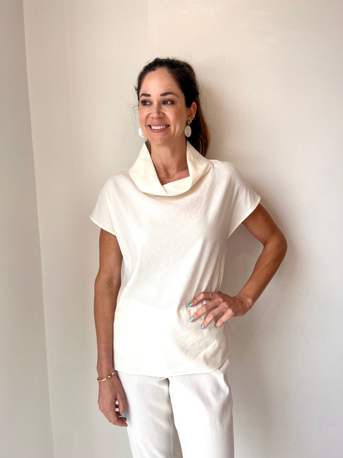 9900 Cap Sleeve top