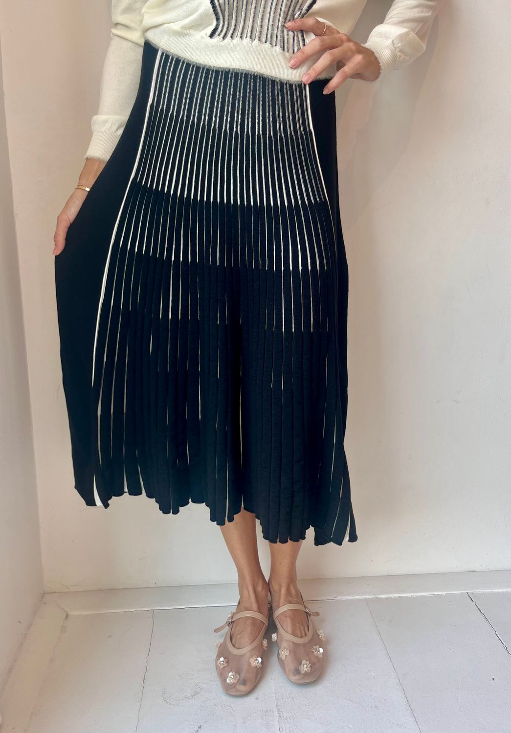 552302 skirt