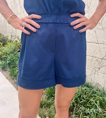 Maryam short 