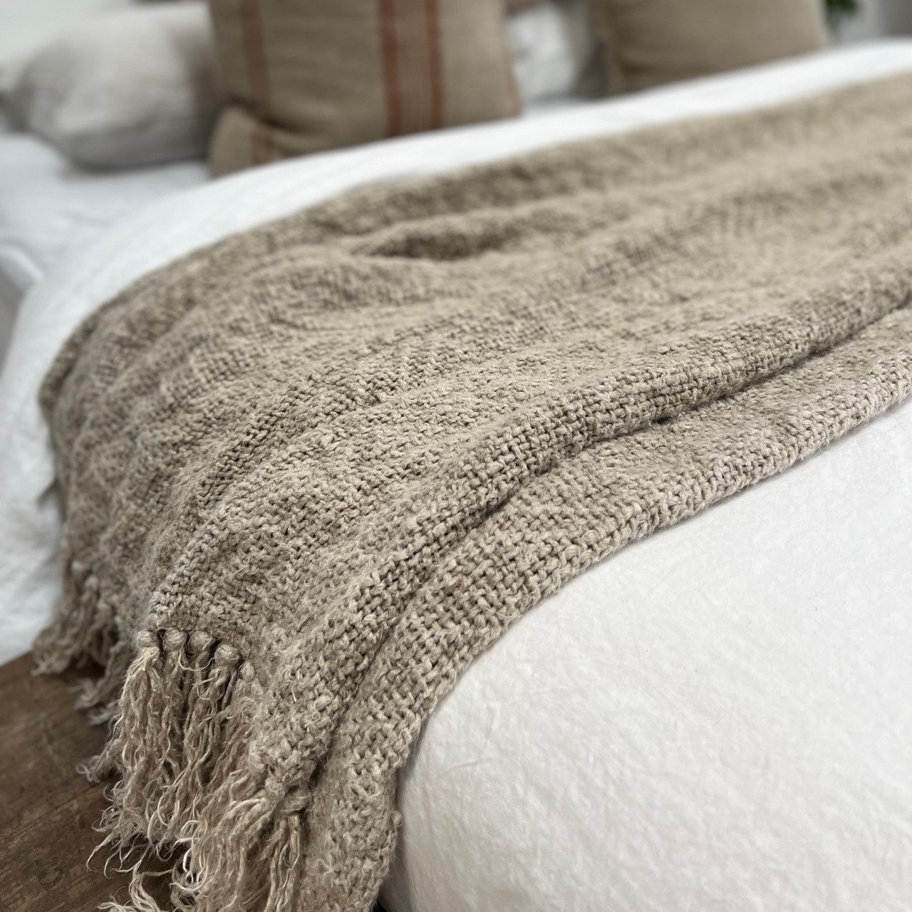 Dallas Handloomed Linen Throw