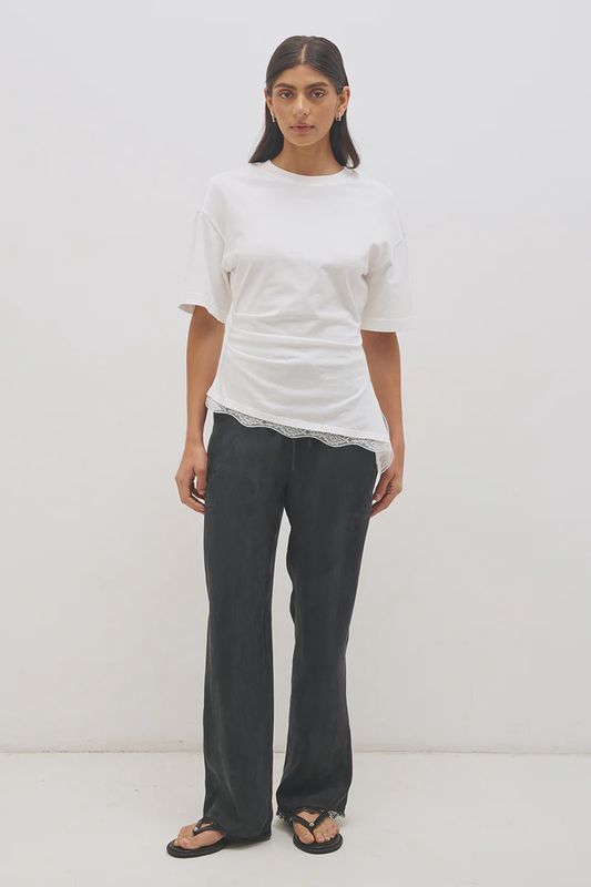 Liora T-Shirt