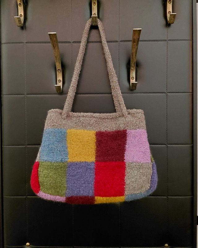 Vilten handtas (klein)