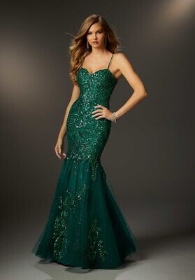 Morilee Prom Dress 48070 Emerald Size 16,18,20,22,24