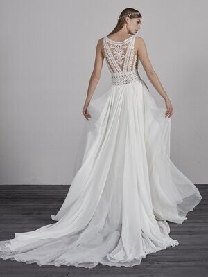 Pronovias Dress Escocia Off White Size 14