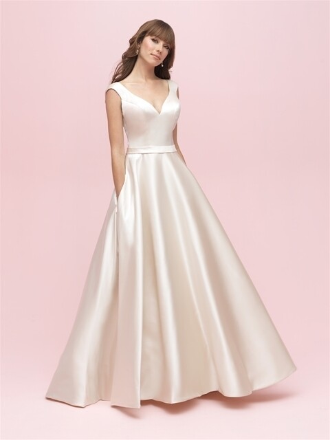 Allure Romance Dress 3201 Ivory Size 12
