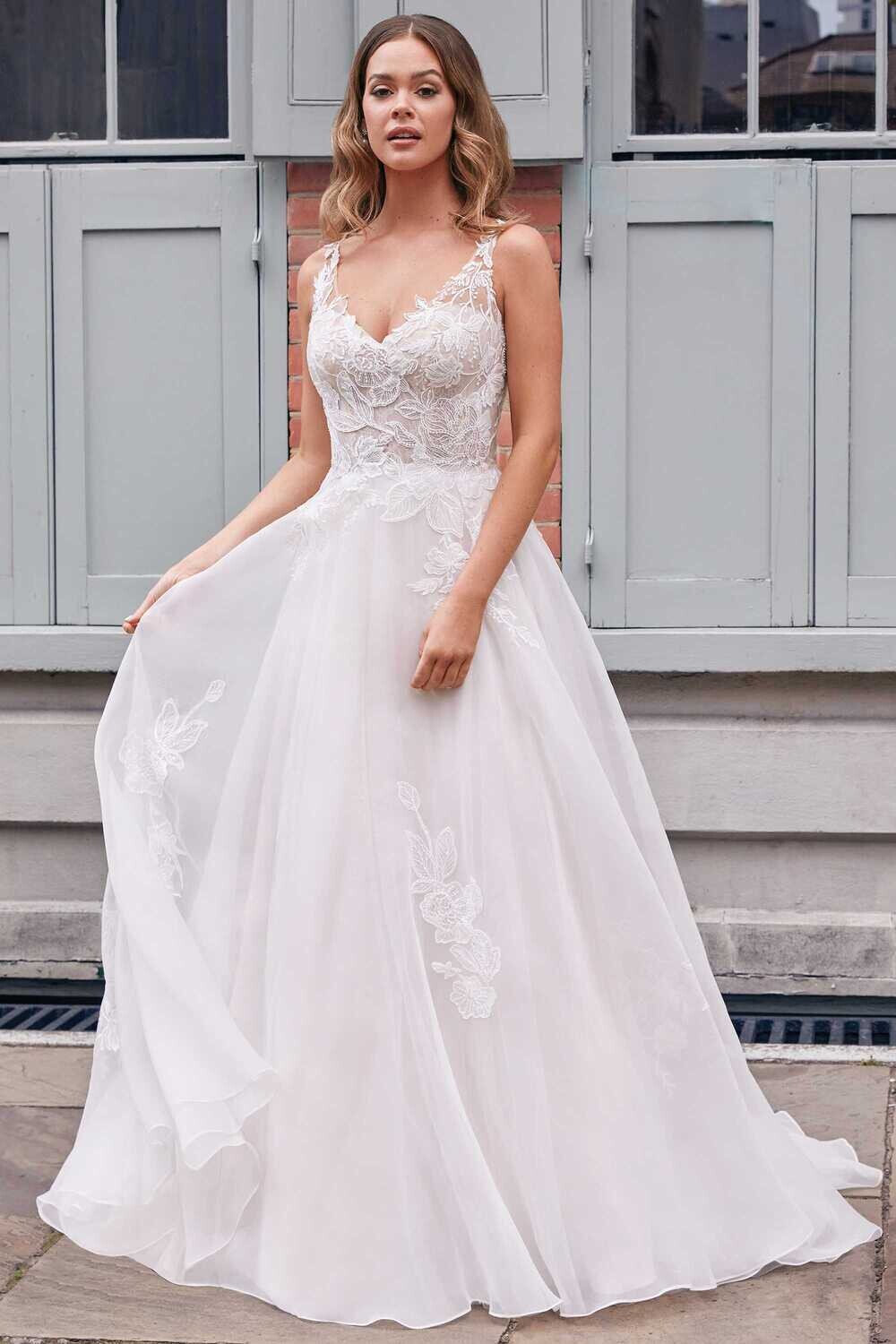 Adore by Justin Alexander Dress 11250 Valentina Size 14