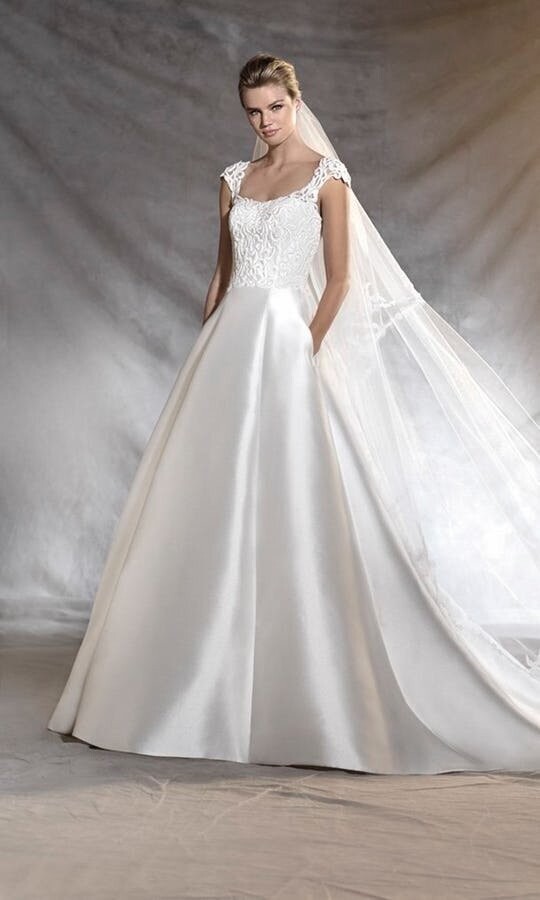 Pronovias Dress Osvina Off White Size 10