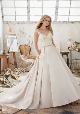 Morilee Dress 8103 Maclaine Champagne Size 14