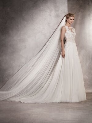 Pronovias Dress Atlantis Off White/Nude Size 14