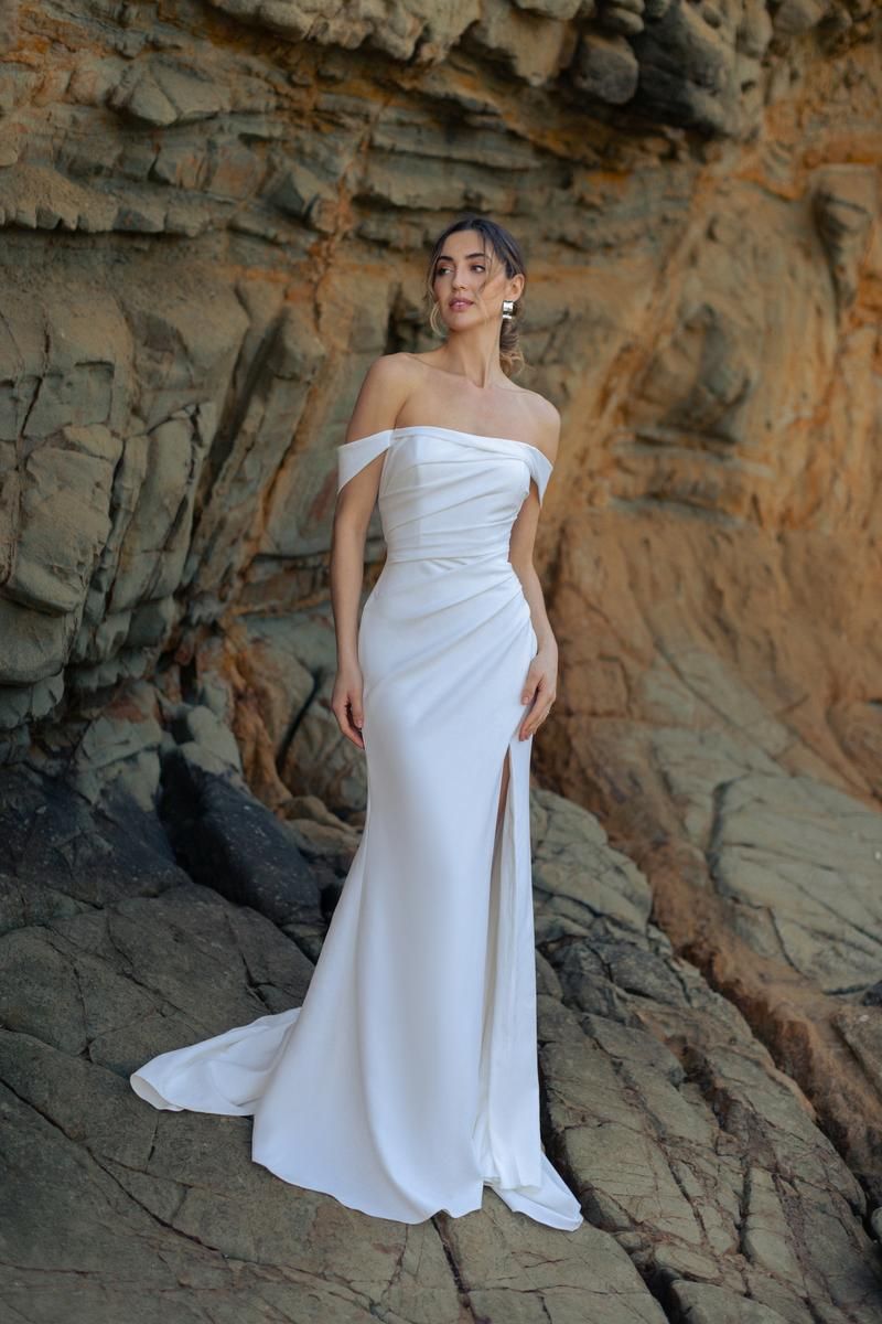 Wilderly Bride Dress F348 Peony Ivory Size 10