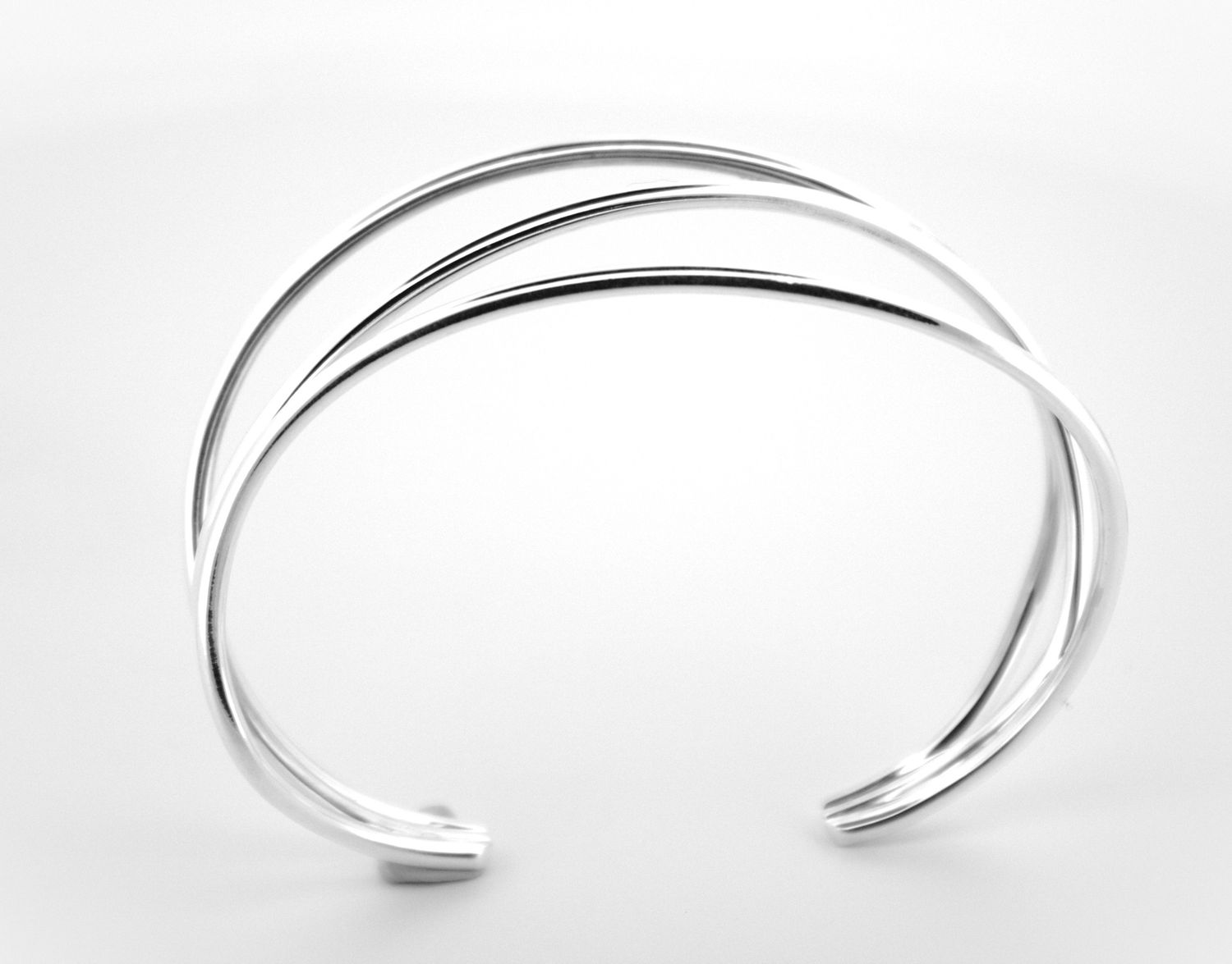 Twisty wire Bangle