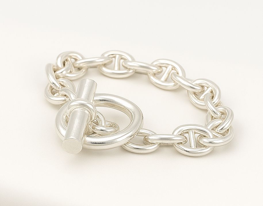 Silver Oval Cut Bracelet With Wire Bar