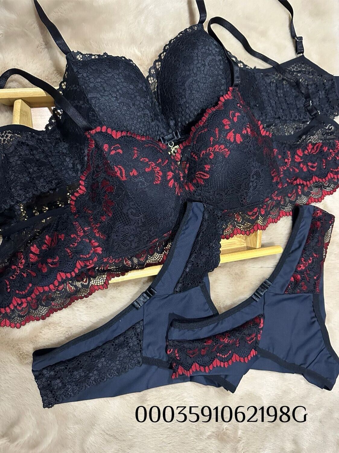 Eleganter spitzen BH inkl. Slip
