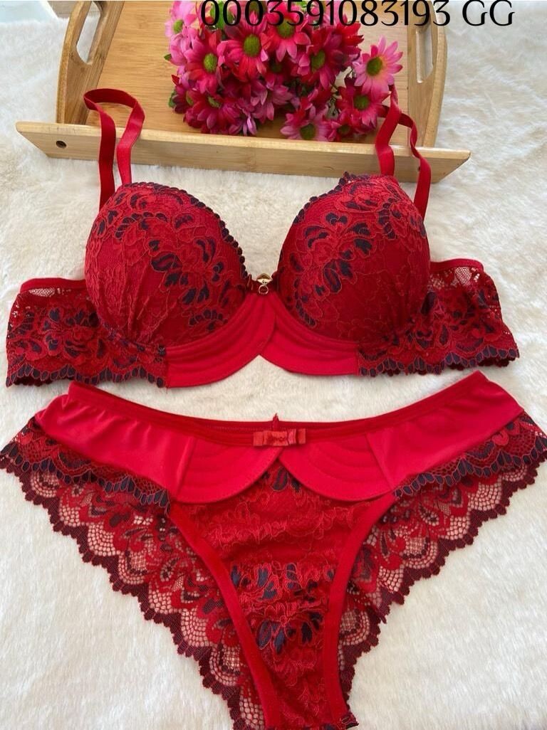 Blumenspitzen BH inkl. Slip