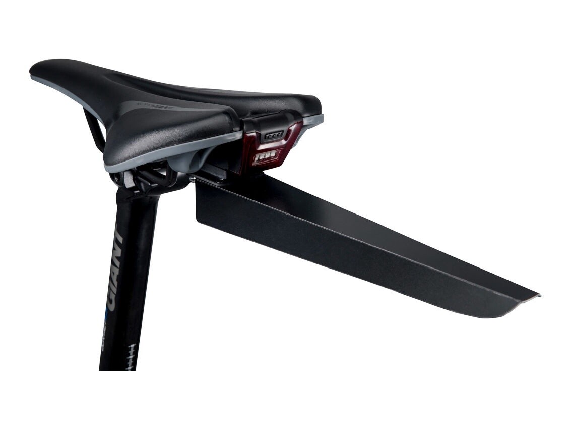 GIANT UNICLIP FENDER WITH DOCKING STATION