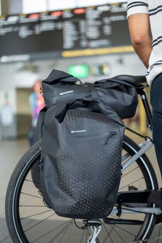Roam Stellar-Tech Waterproof 30L Pannier Bag - Stellar-Tech black