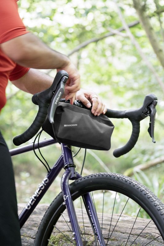 Roam Waterproof 3L Handlebar Bag