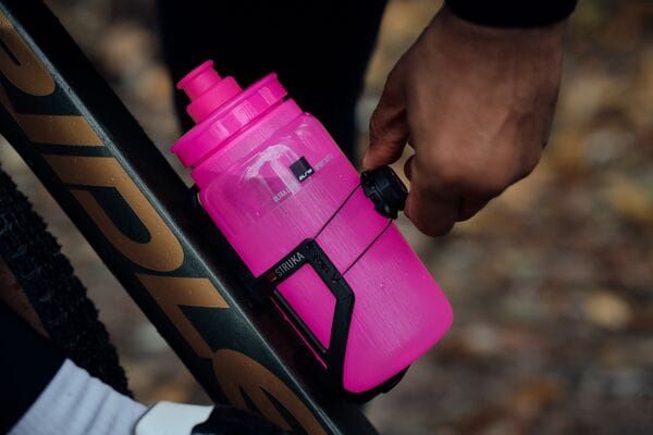 Struka microadjust bottle cage