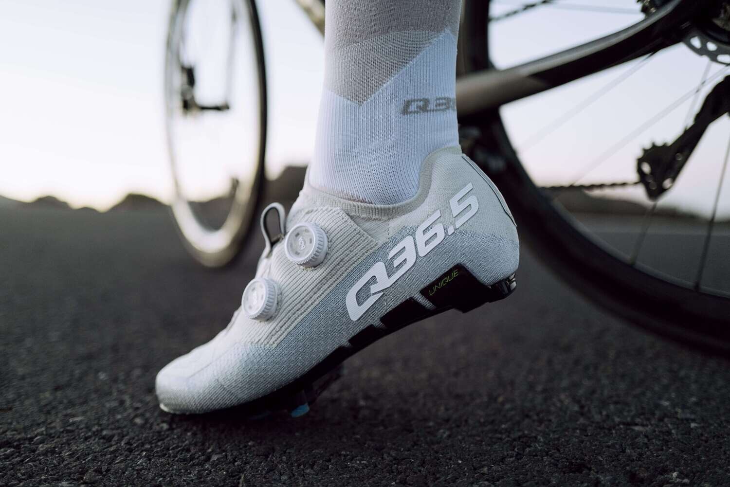 Q36.5 ロードバイクシューズ グレー Road Bike Shoes • Q36.5