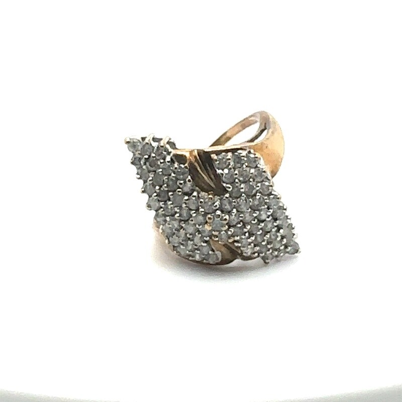 9ct Yellow gold diamond ring