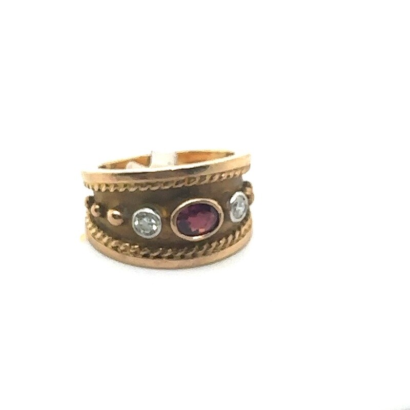 9ct Yellow Gold Diamond and Ruby Ring large