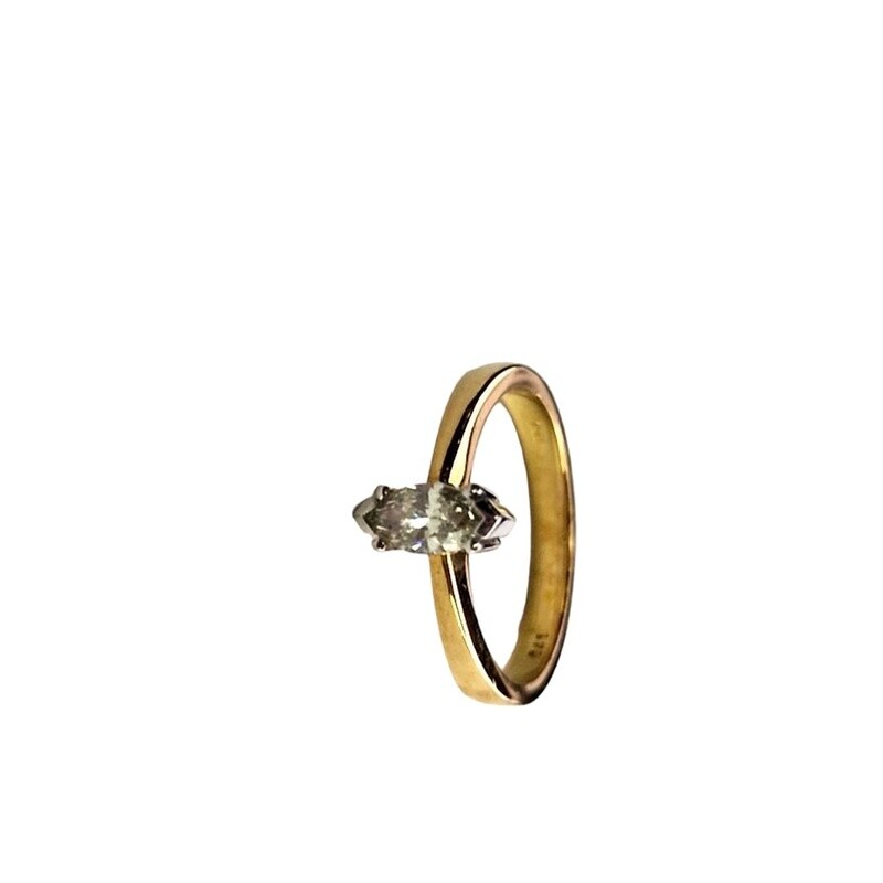 18ct Yellow Gold Marquise Cut Diamond Ring RC496